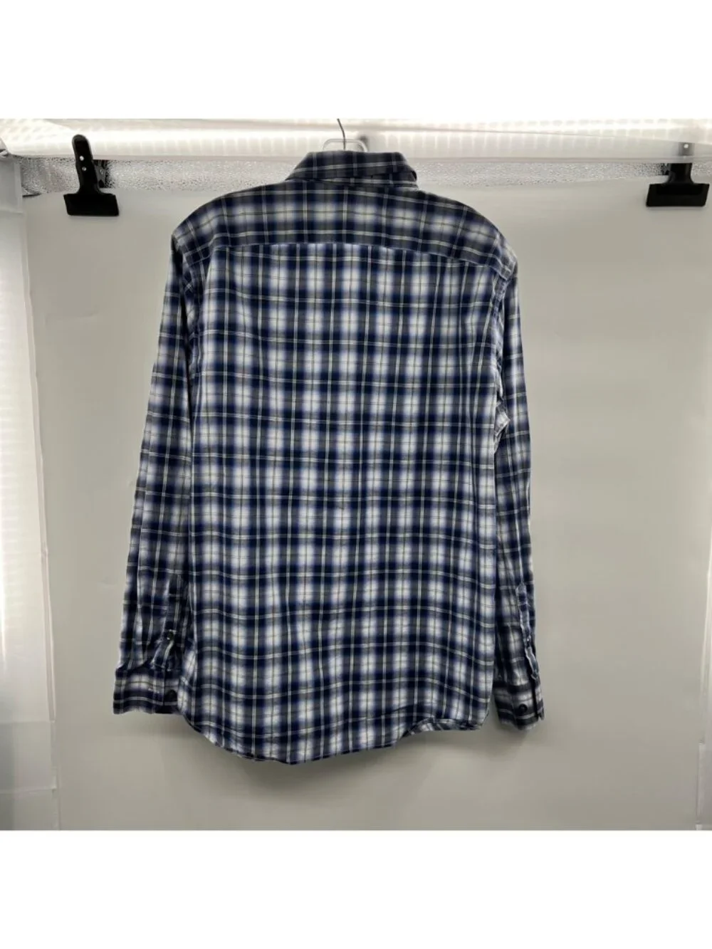 Banana Republic Men's Plaid Button Up Shirt Blue/White Size Medium